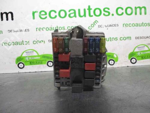 Used Fuse box FIAT PUNTO (188_) 1.2 60 (188.030, .050, .130, .150, .230, .250) (60 hp) 2052093