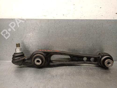 Used Left front suspension arm LAND ROVER DISCOVERY V (L462) 2.0 Sd4 4x4 (241 hp) 23106515