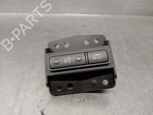 comutador-nissan-pulsar-hatchback-c13-2014-36319471 main image