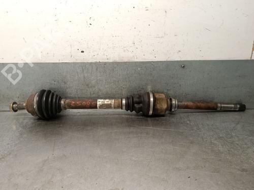 Used Right front driveshaft Right front driveshaft PEUGEOT 207 (WA_, WC_) 1.6 HDi (90 hp) 33628903 33628903