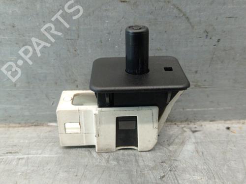 Used Switch MERCEDES-BENZ SLK (R170) 320 (170.465) (218 hp) 27499578