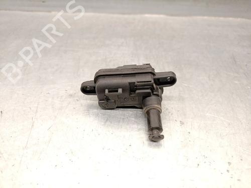 Sentrallåsmotor tankluke VW TOURAN (5T1) 1.4 TSI (150 hp) 26990018