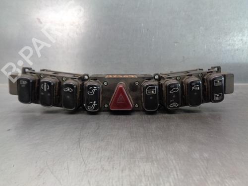 Used Warning switch MERCEDES-BENZ S-CLASS (W220, V220) S 400 CDI (220.028, 220.128) (250 hp) 12176050