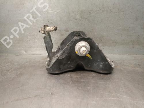 Højre bagtil bærearm PEUGEOT EXPERT Van (V_) 2.0 BlueHDi 120 (122 hp) 27343736