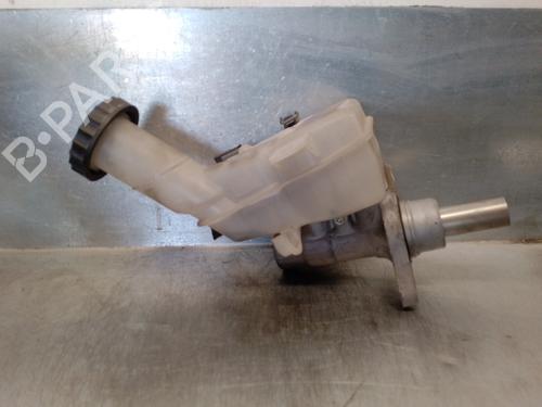 Used Brake master cylinder MITSUBISHI ASX (GA_W_) 1.8 DI-D (GA6W) (150 hp) 15045714