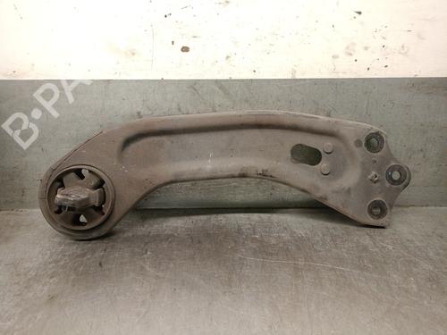 Used Right rear suspension arm KIA SORENTO III (UM) 2.2 CRDi (200 hp) 27546711
