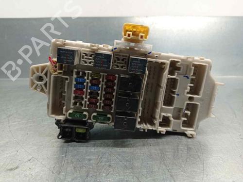 Used Fuse box MITSUBISHI OUTLANDER I (CU_W) 2.4 4WD (CU5W) (160 hp) 10745033