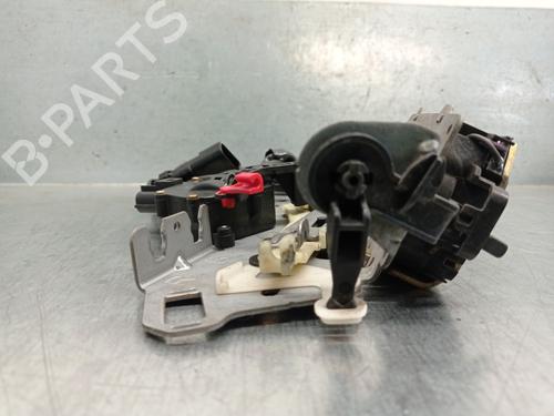 Rear left lock CHRYSLER VOYAGER IV (RG, RS) 2.5 CRD | BP26520232C100 