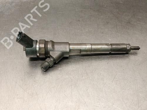 Used Injector Injector TOYOTA YARIS (_P9_) 1.4 D-4D (NLP90_, NLP90R) (90 hp) 39174451 39174451