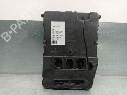 Used Fuse box RENAULT MEGANE II Saloon (LM0/1_) 1.9 dCi (LM0G, LM1G, LM2C) (120 hp) 12056859