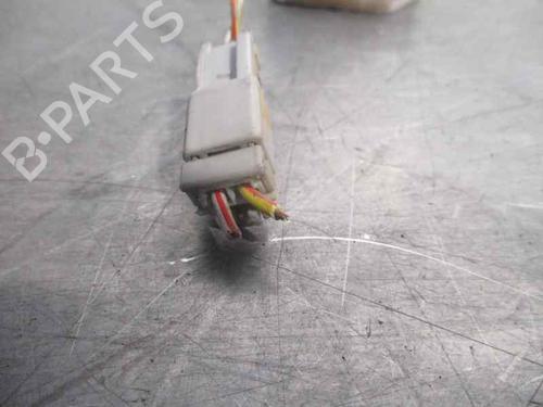 Rear right lock HONDA CR-V I (RD) 2.0 16V 4WD (RD1, RD3) | BP2831353C99 