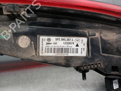 Rear center light CUPRA LEON (KL1, KU1, KUG) 1.5 eTSI | BP29946712I39 