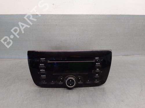 Used Radio Radio FIAT DOBLO Bus (263_) 1.3 D Multijet (263AXC1A) (90 hp) 19066768 19066768