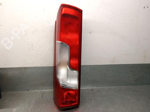 Used Left taillight CITROËN JUMPER II Bus 2.2 HDi 120 (120 hp) 32240551