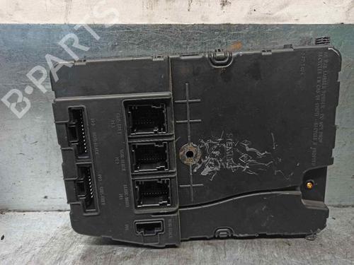Used Fuse box RENAULT GRAND SCÉNIC II (JM0/1_) 1.9 dCi (JM0G, JM12, JM1G, JM2C) (120 hp) 9184943