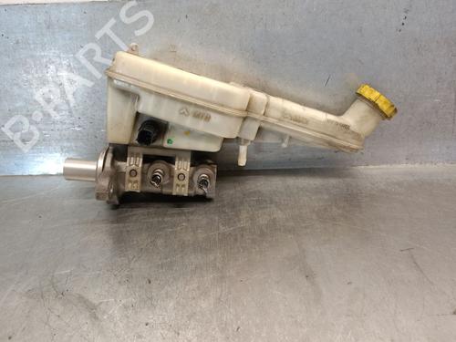 Used Brake master cylinder DODGE JOURNEY 2.0 CRD (140 hp) 27932601
