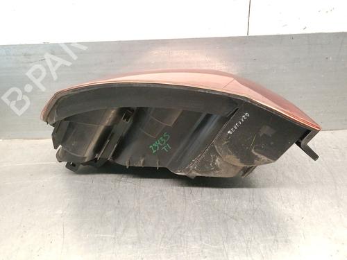 Left taillight PEUGEOT 407 (6D_) 2.0 HDi 135 (6DRHRH, 6DRHRE, 6DRHRG, 6DRHRJ) | BP28378644C34