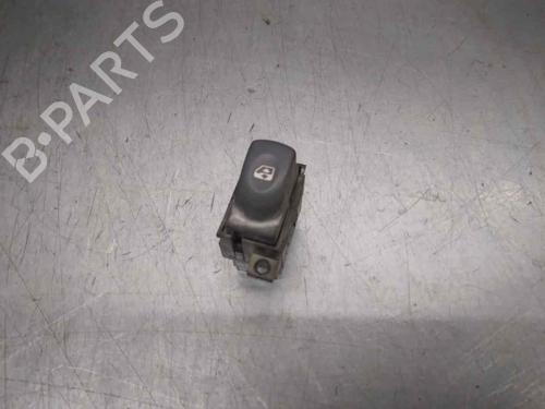 Used Left front window switch RENAULT ESPACE III (JE0_) 2.2 dCi (JE0K) (130 hp) 10555060