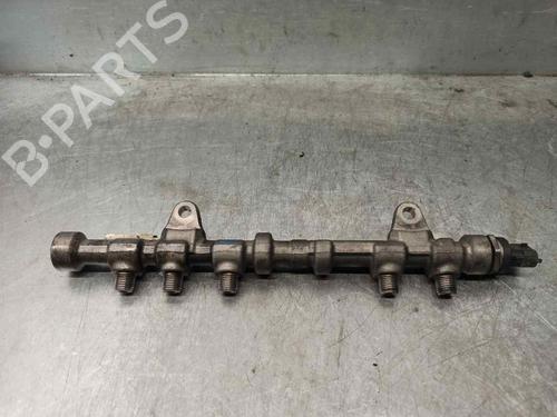 Used Injection rail CHEVROLET AVEO Hatchback (T300) 1.3 D (75 hp) 9854539