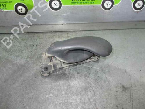 Used Front right interior door handle Front right interior door handle 3216842 3216842