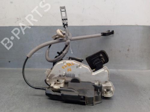 front-left-lock-vw-golf-vii-5g1-bq1-be1-be2-2012-2013-2014-2015-2016-2017-2018-2019-2020-2021-32195398 main image