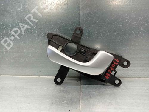 Used Front right interior door handle Front right interior door handle 11769361 11769361