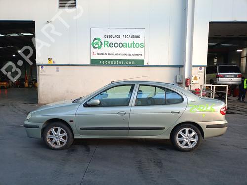 Brugte RENAULT MEGANE I Classic (LA0/1_) 1.9 dCi (LA05) (105 hp) 4357071