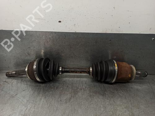 Aandrijfas links voor NISSAN ALMERA I (N15) 2.0 D (75 hp) 11107138