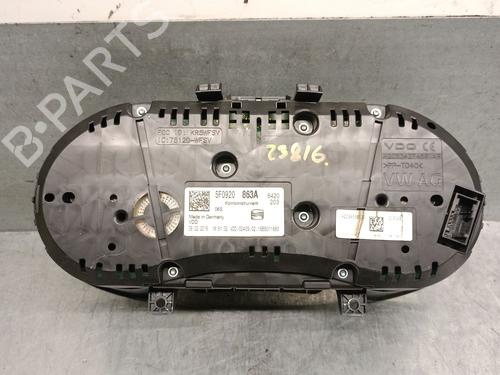 Instrument cluster SEAT LEON (5F1) 1.6 TDI | BP29821345C47