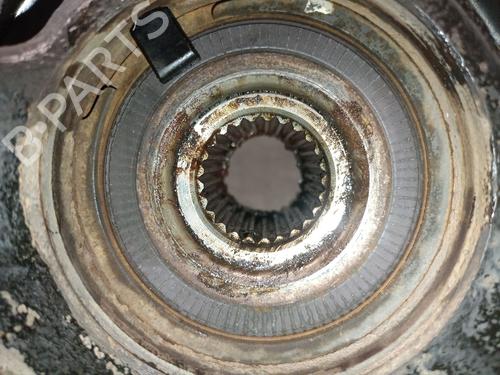 Right front steering knuckle FIAT BRAVO II (198_) 1.9 D Multijet (198AXB1A) | BP28537955M26