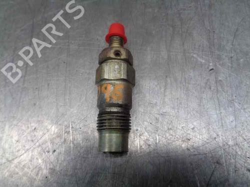 Used Injector NISSAN PRIMERA Hatchback (P10) 2.0 D (75 hp) 5858884