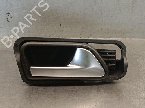 front-right-interior-door-handle-vw-touran-1t3-2010-2011-2012-2013-2014-2015-2016-36695385 main image