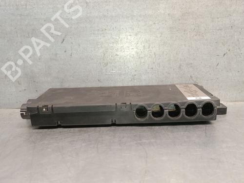 Fuse box JAGUAR XE (X760) 2.0 D | BP27577556E1 