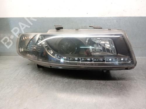 Used Right headlight Right headlight 34737481 34737481