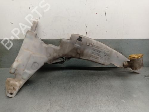 Used Windscreen washer tank FORD FOCUS I (DAW, DBW) 1.8 Turbo DI / TDDi (90 hp) 26741278