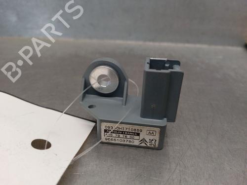 Used Electronic module CITROËN C4 Picasso I MPV (UD_) 2.0 HDi 138 (136 hp) 31666037