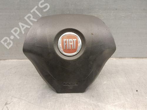 Used Driver airbag FIAT BRAVO II (198_) 1.9 D Multijet (198AXB1A) (120 hp) 29314100