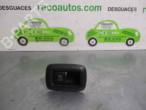 Used Right rear window switch MERCEDES-BENZ B-CLASS Sports Tourer (W245) B 180 CDI (245.207) (109 hp) 2684053