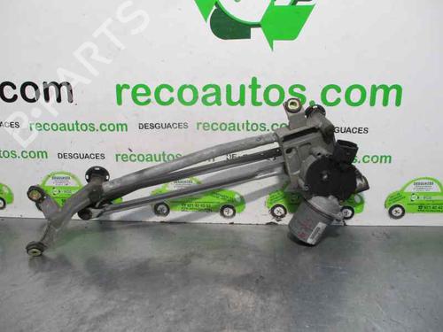 Essuie-glace moteur avant HONDA CIVIC VII Hatchback (EU, EP, EV) 1.7 CTDi (EP4, EU9) (100 hp) 3205193