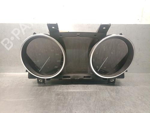 Used Instrument cluster JAGUAR F-PACE (X761) 2.0 TD4 (180 hp) 32301588