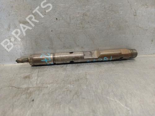 Used Injector MERCEDES-BENZ E-CLASS (W210) E 290 Turbo-D (210.017) (129 hp) 13878870