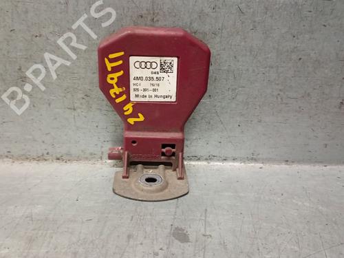 Antenne/Halterung für AUDI A3 Sportback (8VA, 8VF) 1.6 TDI (110 hp) 30801633