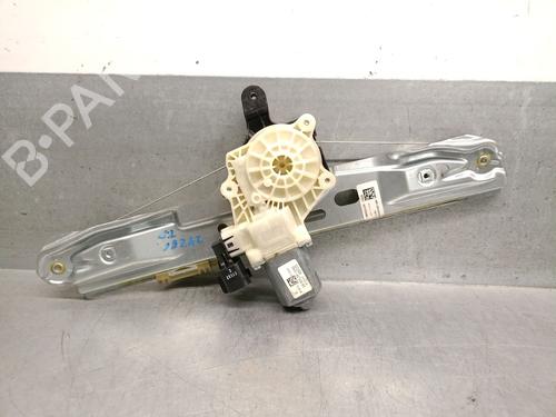 Vindusheismekanisme høyre bak FORD FOCUS III 1.0 EcoBoost (125 hp) 31125798