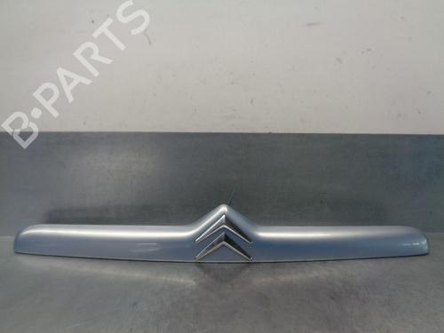Used Tailgate handle CITROËN XSARA (N1) 1.6 16V (109 hp) 12529965