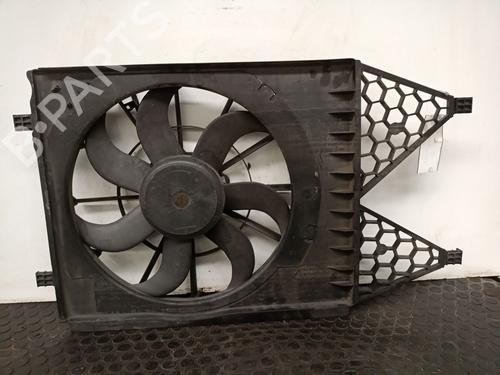 Køleventilator elektrisk Køleventilator elektrisk VW POLO V (6R1, 6C1) 1.6 TDI (90 hp) 37271611 37271611