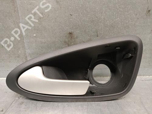 Venstre fortil invendig håndtag Venstre fortil invendig håndtag SEAT IBIZA IV (6J5, 6P1) 1.4 (85 hp) 36165826 36165826