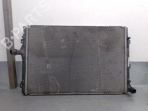 water-radiator-vw-passat-b6-3c2-2005-2006-2007-2008-2009-2010-2011-32471729 main image