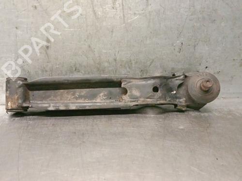 Venstre foran bærearm Venstre foran bærearm SUZUKI ALTO VI (FF, HA24_) 1.1 (RF410) (63 hp) 36018159 36018159
