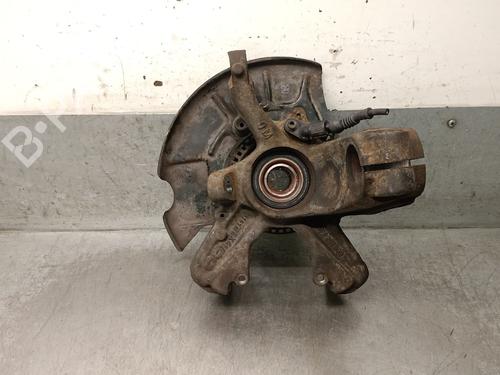 Fusee links voor AUDI A3 (8L1) 1.9 TDI (130 hp) 32361591