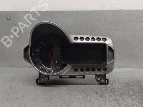 Used Instrument cluster CHEVROLET AVEO Hatchback (T300) 1.3 D (75 hp) 17429301
